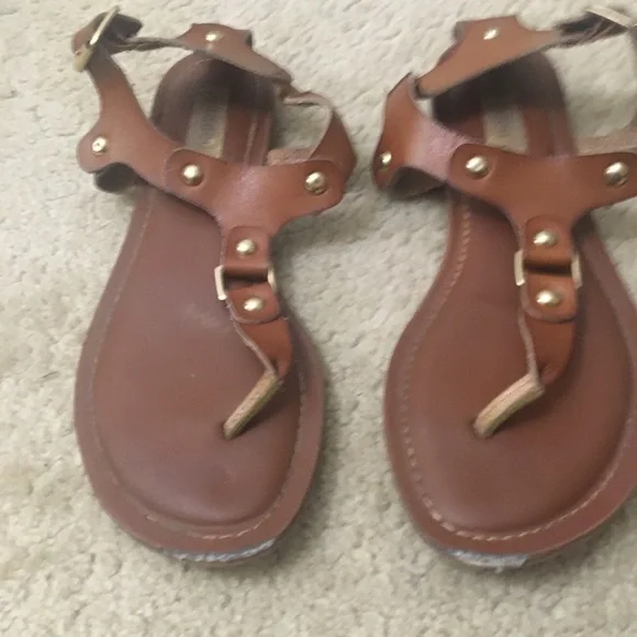 Steve Madden Girl Sushi Thong Sandals Faux Leather Ankle Strap Studded Size 9M - Picture 3 of 11